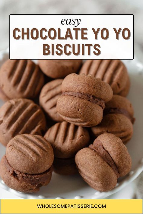 Yo Yo Biscuits Recipe, Yo Yo Biscuits, Easy Slice, One Layer Cakes, Biscuit Recipes, Diy Chocolate, Biscuits Recipe, Chocolate Cookie Recipes, Easy Cupcakes