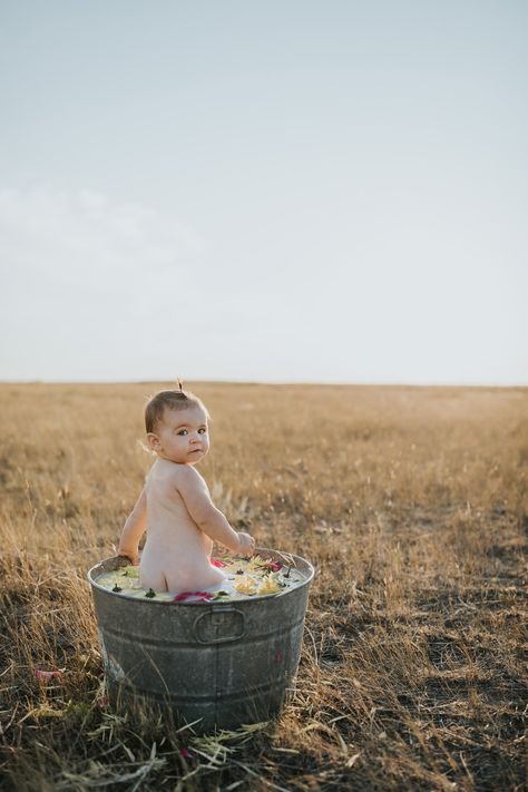 Lorissa Lee Photography Breast Milk Bath, Milk Bath Photography Baby, Milk Bath Photography, Her First Birthday, Bath Photography, 1 Year Birthday, Birthday Shoot, Milk Bath, Mini Session