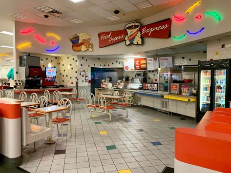 Reddit user discovers completely unchanged 1990s Target cafe: ‘Looks so much better’ Old Commercials, Kodak Moment, Liminal Space, The 90s, Memory Lane, Neon Lighting, Old Houses, Old Things, Target