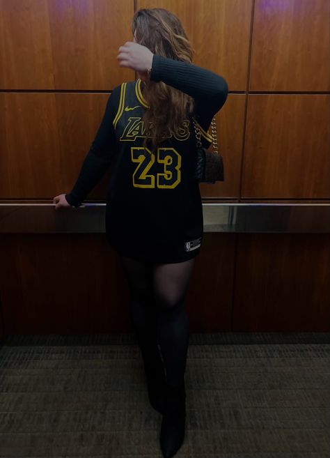 Laker Game Outfit Women, Laker Game Outfit, Basketball Game Outfits For Women, Lakers Jersey Outfit Woman, Lakers Game Outfit Women, Lakers Game Outfit, Lakers Outfit Women Style, Laker Outfit Women Style, Nba Basketball Game Outfit Women