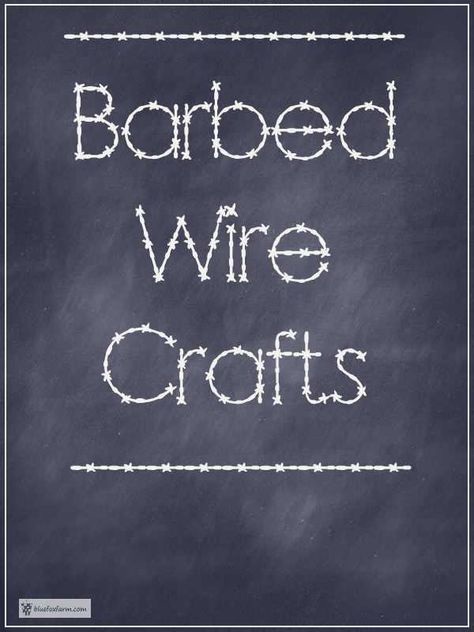 Barbed Wire Crafts, Barbed Wire Decor, Barb Wire Crafts, Barbed Wire Wreath, Country Craft Ideas, Western Wreaths, Chicken Wire Art, Wig Jig, Barbed Wire Art