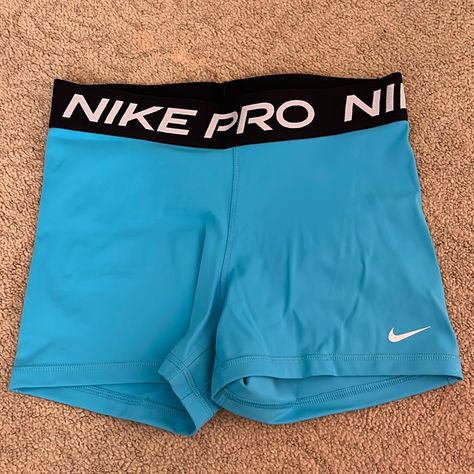 Nwot Sky Blue Colored Spandex From Nike. Size Adult Medium. Never Worn. Comes From A Smoke Free Home. Make Me An Offer!! Nike Pros Colors, Volleyball Wishlist, Nike Drip, Nike Winter Jackets, Blue Nike Pros, Nike Aesthetic, Nike Fits, Volleyball Spandex, Beanie Outfit