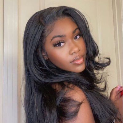 Medium Length Wig, Wattpad Characters, Hairstyle Inspo, Dark Skin Beauty, Aesthetic Moodboard, 100 Human Hair Wigs, Body Wave Wig, Hoco Hair, Fly Girl