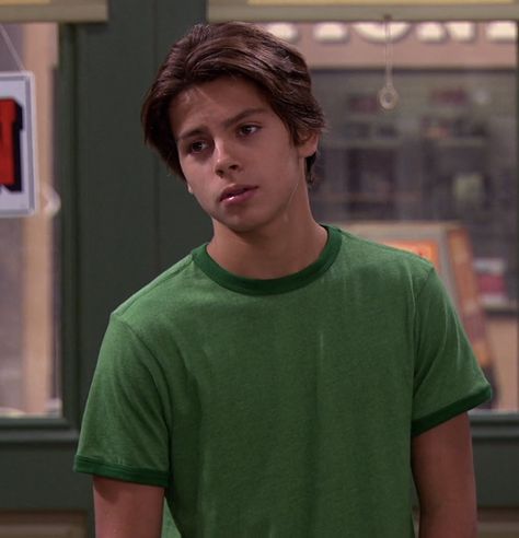 Mason From Wizards Of Waverly Place, Max Russo Aesthetic, Jake T Austin Wizards Of Waverly Place, Disney Boys Actors, Max Russo Icons, Max Wizards Of Waverly Place, Male Movie Characters, Young Male Celebrities, Justin Russo