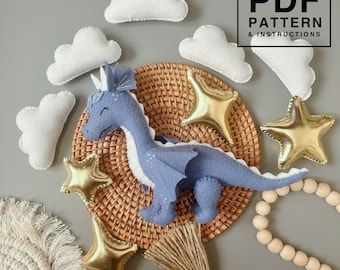 Cloud Diy, Felt Doll Pattern, Animal Felt, Felt Dragon, Dragon Star, Garland Nursery, Felt Pattern, Felt Patterns, Plush Pattern