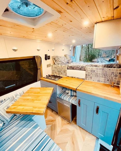 15 Camper Van Kitchens for Layout & Design Inspiration – Bearfoot Theory Van Kitchen Ideas, Campervan Kitchen Ideas, Vanlife Design, Van Kitchens, Motorhome Decor, Van Conversion Kitchen, Skoolie Ideas, Campervan Kitchen, Camper Van Kitchen