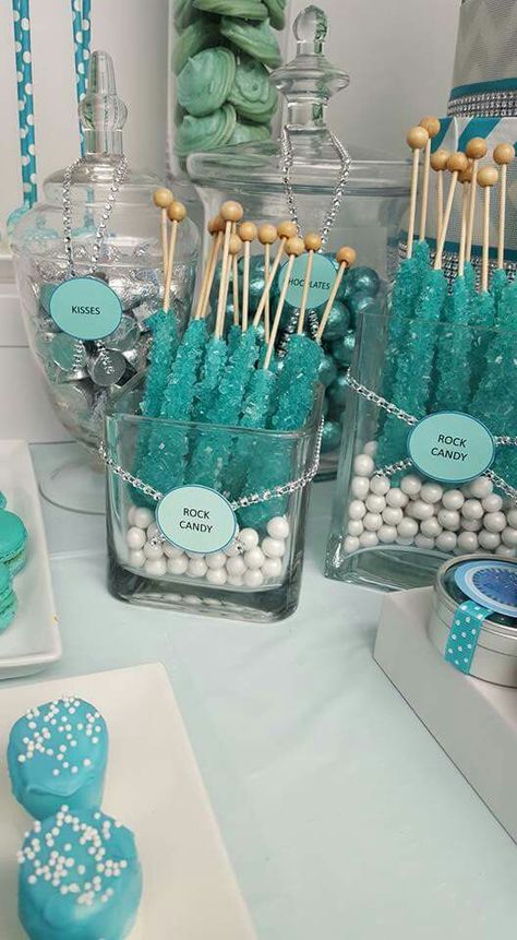 Teal Dessert Table Ideas, Teal And White Party Decorations, Teal Party Food Ideas, Tiffany And Co Bday Party, Tiffany Blue Dessert Table, Aqua Party Decorations, Teal Decorating Ideas Birthday Parties, Aqua Party Theme, Teal Dessert Table