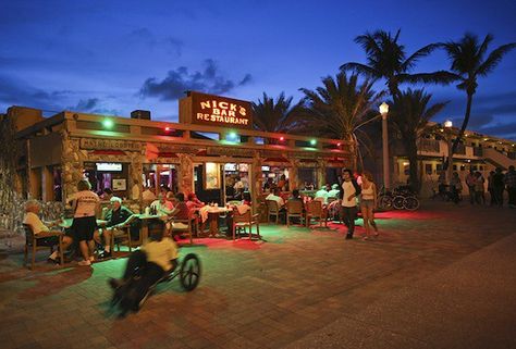 The Ten Best Hollywood Beach Restaurants and Bars to Visit Before Margaritaville Arrives Hollywood Beach Florida, Hollywood Restaurants, Changes Are Coming, Miami Trip, Have A Great Vacation, Beach Dining, Florida Sunshine, Tropical Vacations, Florida Restaurants