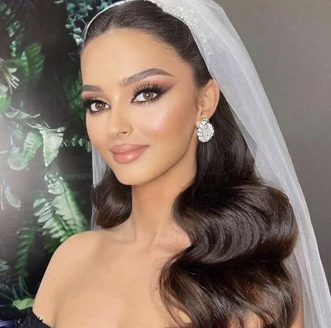 Persian Bride Makeup, Persian Wedding Hairstyles, Persian Wedding Makeup, Hair Stely, Glam Wedding Hair, Bride Hairstyles With Veil, Glam Bride Makeup, Bride Hairstyles Updo, Hair Stayl