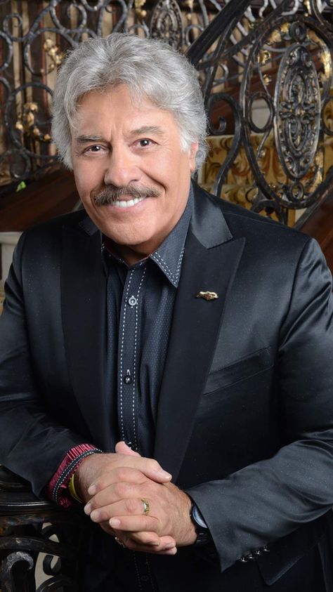 Hit-making icon Tony Orlando will be celebrating another full-circle moment this week when he lands in Las Vegas for another series of concerts at South Point Showroom August 17-19.The singer-songwriter and entertainer who decades ago recorded the mega-selling tunes “Candida”, “Knock Three Times” and “Tie a Yellow Ribbon Round the Ole Oak Tree” has had a longtime relationship [...] Tony Orlando And Dawn, Happy 76th Birthday, Music Executive, Tony Orlando, Happy 75th Birthday, 76th Birthday, South Point, Fan Engagement, Michael Anthony