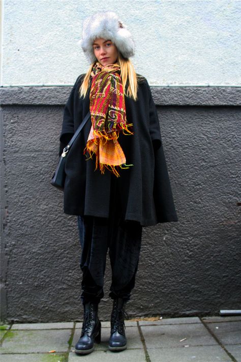 Elín Jakobs: Reykjavik Coat – Gifted / Jumpsuit – Aftur / Scarf – Aftur / Shoes – Dr. Martens / Hat – Vintage / Bag – Thrifted Nordic Fashion Women, Nordic Street Style, Scandinavian Fashion Women, Iceland Fashion, Cute Mini Skirt Outfits, Street Style Photos, Miniskirt Outfits, Women Bags Fashion, Reykjavik