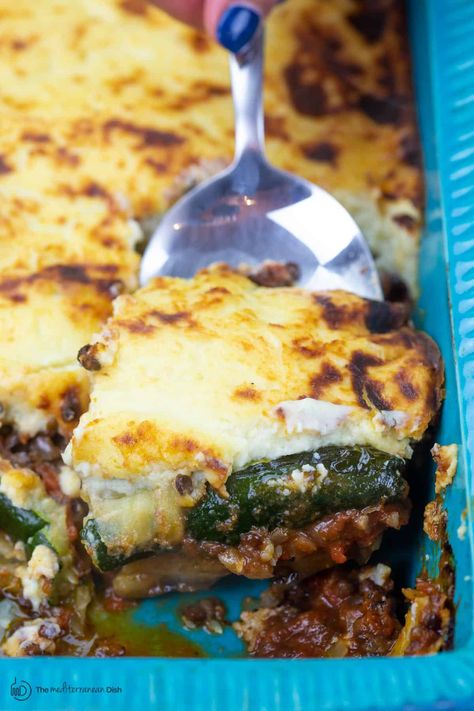 Moussaka Recipe Vegetarian, Vegetarian Moussaka Recipe, Vegetable Moussaka, Lentil Sauce, Vegetarian Moussaka, Vegan Bechamel, Vegan Moussaka, Tomato Lentils, Moussaka Recipe