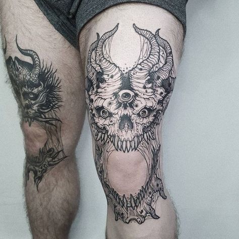 Mana Tattoos, Skull On Knee Tattoo, Knee Skull Tattoo, Skull Knee Tattoo, Knee Tattoo Men, Tattoos Moon, Tattoo Chart, Thigh Tattoo Men, Simple Hand Tattoos