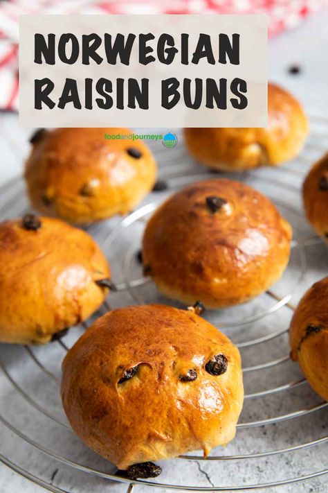 Raisin Recipes Easy, Norwegian Sun Buns, Vatrushka Buns, Cinnamon Raisin Buns, Norwegian Boller Recipe, Raisin Buns Recipe, Raisin Rolls Recipe, Norwegian Cinnamon Buns, Sultana Buns Recipe