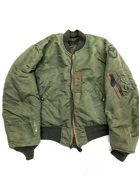 Ma1 Jacket, Menswear Design, Ma 1 Jacket, Unique Jackets, Concept Clothing, Men's Outerwear, Flight Jacket, Us Air Force, Vintage Military