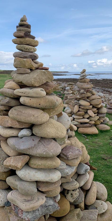 Rocks In Landscaping Decorating Ideas, Rock Stacking, Stone Stacking, Stone Cairns, Rock Sculpture, Stacked Stone, Cactus Garden, Stone Collection, Rock Design