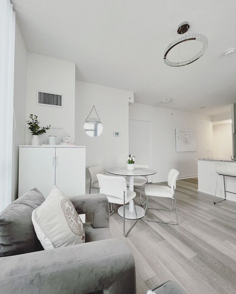 White Minimalist Apartment, Scandi Apartment, Studio Room Ideas, Condo Interior Design, Streamer Dr, Condo Interior, Condo Design, Scandi Home, Minimalist Apartment