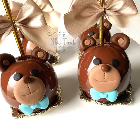 Teddy Bear Candy Apples, Teddy Bear Baby Shower Theme, Treat Stand, Tiffany Baby Showers, Gourmet Apples, Bear Baby Shower Theme, Apple Decorations, Baby Shower Treats, Cute Baking