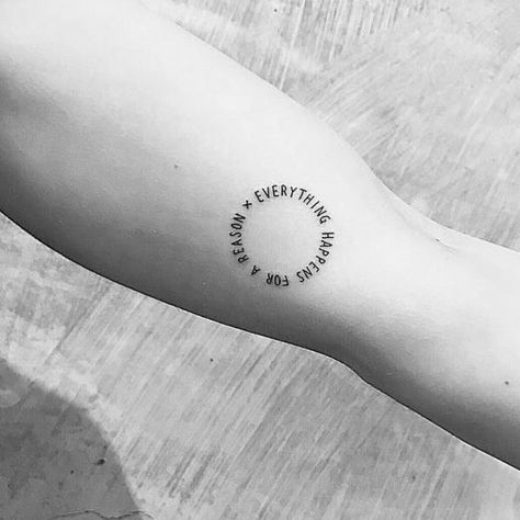 Simply The Best Tattoo, Words In A Circle Tattoo, Circle Text Tattoo, Circle Tattoo Design, Tattoo Circle, Circular Tattoo, Tato Minimal, Forearm Band Tattoos, Circle Tattoos