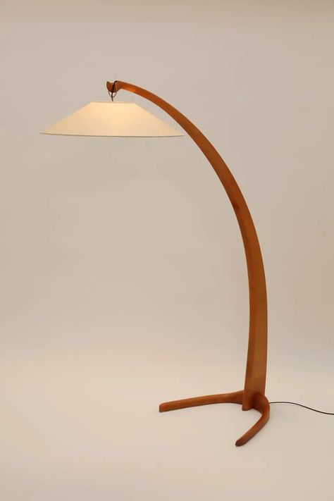 Modern Floor Lamp Design, Floor Seating Living Room, Colorful Table Lamp, Beautiful Table Lamp, Elegant Lighting Fixtures, Modern Floor Lamp, Mcm Furniture, Table Lamps Living Room, Wood Floor Lamp