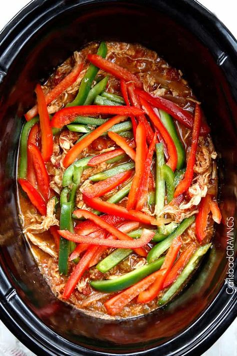 Crockpot Chicken Fajitas Dinner Cravings, Crockpot Fajitas, Slow Cooker Chicken Fajitas, Chicken Fajitas Crockpot, Fajita Chicken, Chicken Fajita Casserole, Carlsbad Cravings, Fajita Recipe, Steak Fajitas