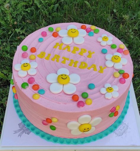 Indie Birthday Cake, Birthday Cake Aesthetic Pastel, Indie Birthday Party, Indie Cake, 11 Birthday Cake, Indie Birthday, Aesthetic Cake Birthday, Birthday Aesthetic Cake, My 14th Birthday