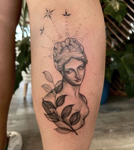 Woman With Book Tattoo, Women Sculpture Tattoo, Statue Bust Tattoo, Greek Goddess Bust Tattoo, Greek Statue Flower Tattoo, Statue Tattoo Ideas, Audrey Core, Tat Sleeve, Sculpture Tattoo