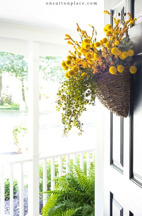 fall front door basket with billy buttons Front Door Basket, Fall Fa, Front Door Baskets, Door Basket, Burlap Wreath Diy, Fall Decorating Ideas, Billy Buttons, Fall Front Door, Fall Decor Ideas