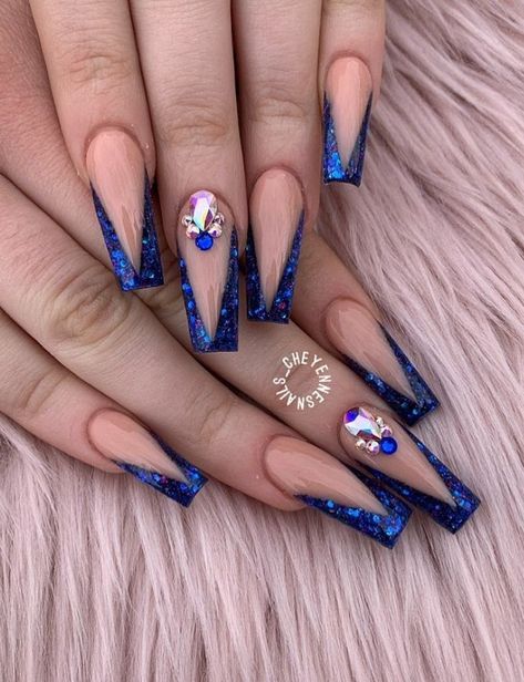 (paid link) coffin nails black: a nail trend that's nowhere near as creepy as it Nails Designs Short, Coffin Nails Black, Trendy Summer Nails, Quinceanera Nails, Blue Coffin Nails, Blue Acrylic Nails, Nails Today, Cute Acrylic Nail Designs, Long Acrylic Nails Coffin