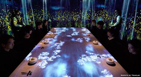 Tsukihana: A New Interactive Dining Experience in Tokyo #food #recipes #spiralizer High End Restaurant, Interactive Projection, Tokyo Restaurant, Tokyo Design, Restaurant Ideas, Luxury Restaurant, Artwork Ideas, Restaurant Concept, Interactive Installation