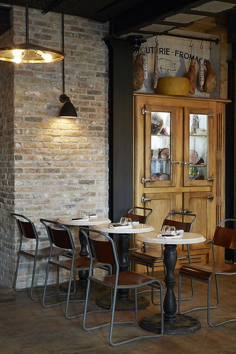 Proyectos de interiorismo y decoración pizzerías. Shabby Chic Restaurant, Laura Gonzalez, Burger Shop, Industrial Lighting Design, Industrial Kitchen Design, Decoration Restaurant, Industrial Style Kitchen, Industrial Livingroom, Deco Salon