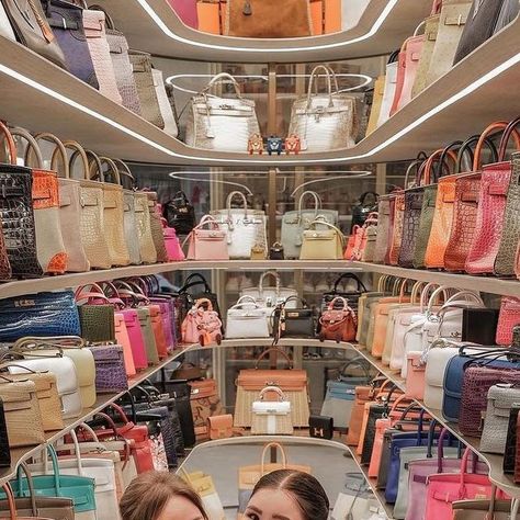 Gestreon on Instagram: "The dream closet of @ec24m Who else wants a custom built closet for her/himself? ❤️ #gestreon #gestreoninspiration #hermes #hermescollector #hermeslover #hermesfemme #chanellover #shoeaddict #jewelryaddict #closetgoals #luxury #luxurylifestyle" Closet Built Ins, Chanel Lover, Closet Room, Dream Closets, Closet Goals, She & Him, The Dream, Custom Build, Luxury Lifestyle