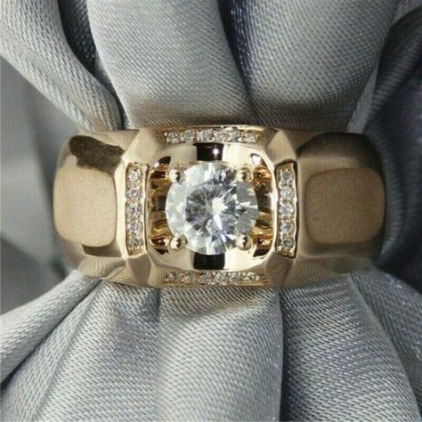 https://www.jewelry22.com/ Find many great new & used options and get the best deals for 2 CTW Round Real VVS1 Moissanite Engagement Men's Ring 14K Yellow Gold Plated at the best online prices at eBay! Free delivery for many products! Male Diamond Ring, Rose Gold Ring For Men, Rose Gold Mens Wedding Band, Yellow Gold Mens Rings, Mens Gold Wedding Band, Real Diamond Rings, Stone Rose, Mens Engagement, Men's Wedding Ring