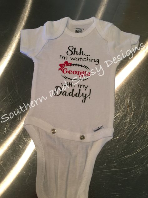 UGA baby girl onesie Uga Baby, Dog Baby Announcement, Baby Bulldog, Georgia Bulldogs Football, Georgia Bulldog, Scarlett Rose, Cricut Files