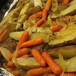 Hobo Dinner Recipes, Hobo Dinner, Hobo Dinners, Foil Pack Dinners, Foil Packet Dinners, Foil Pack Meals, Foil Dinners, Foil Packet Meals, Sheet Pan Dinners