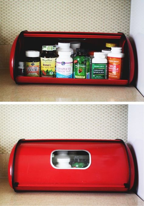 bread box as medicine storage trousse de secours Pill Organizer Ideas, Medication Organization Storage, Storing Medicine, Diy Medicine, Medicine Cabinet Organization, Medication Organization, Medication Storage, Pill Bottle, Medicine Organization