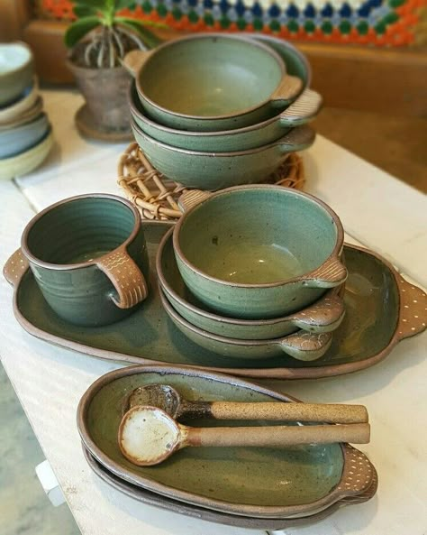 Pottery Breakfast Set, Breakfast Ceramic Set, Pottery Dish Set, Ceramic Breakfast Set, Ceramic Dish Set, Dinnerware Pottery, Sculptures Céramiques, Pottery Dishes, Pottery Crafts