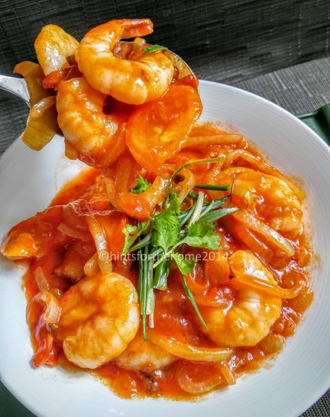 Prawns In Tomato Sauce, Shrimp In Lobster Sauce Chinese, Chinese Prawns, Shrimp In Tomato Sauce, Tiger Prawn Recipe, Prawn Sauce, Prawn Linguine Recipe Tomato, Winter Melon Soup, Chinese Seafood