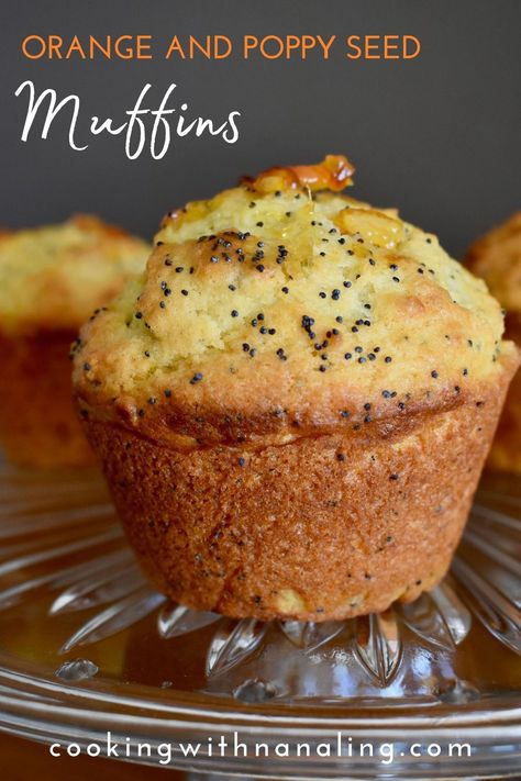 Orange and Poppy Seed Muffins Poppyseed Chicken, Chicken Muffins, Seed Muffins, Orange Muffins, Poppy Seed Muffins, Sweet Muffin, Muffin Tin Recipes, Homemade Muffins, Baking Muffins