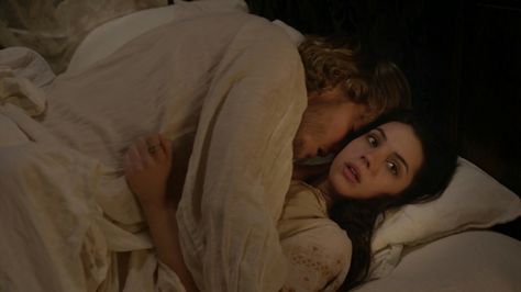 Francis & Mary in bed after the wedding Mary And Francis, Reign Screencaps, Reign Mary And Francis, Reign Mary, Mary Stuart, Jen Videos, Fantasy Castle, Love You More Than, Love You More