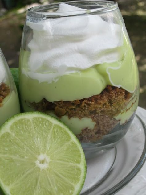 Key Lime Parfaits Lime Parfait, Key Lime Parfait, Pagan Food, Key Limes, Kitchen Fun, Fat Foods, Orange Recipes, Yummy Desserts, Yummy Sweets