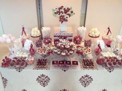 Elegant Burgundy Candy Bar by Cristina Dragna www. Cristinadragna.ro Burgundy And Gold Dessert Table, Burgundy Dessert Table, Red Wine Quinceanera Decorations, Burgandy Wedding Dessert Table, Burgundy Quince Dessert Table, Maroon Candy Table, My Super Sweet 16, Party Cake Table, Quinceanera Centerpieces