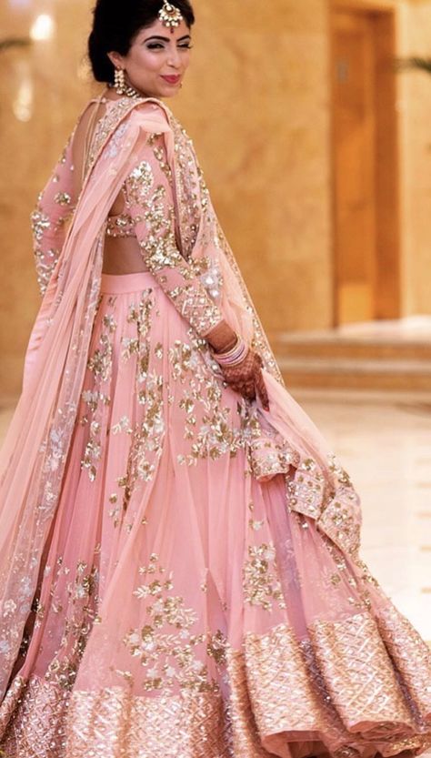 Beautiful pink lehenga ideal for any pre wedding functions Pink Indian Wedding Dress, Pink Indian Wedding, Orang India, Indian Wedding Gowns, Lehnga Dress, Designer Bridal Lehenga, Indian Bridal Lehenga, Gaun Fashion, Pink Wedding Dress