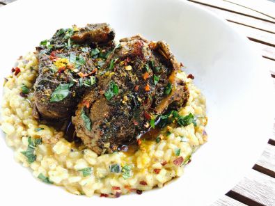 Sri Lankan Curry Lamb Loin Chops with Coconut Risotto – Marvelous Mo at Home Coconut Risotto, Lamb Loin Chop Recipes, Curry Lamb, Sri Lankan Curry, Lamb Loin Chops, Lamb Loin, Gourmet Food Plating, Sri Lankan Recipes, Loin Chops