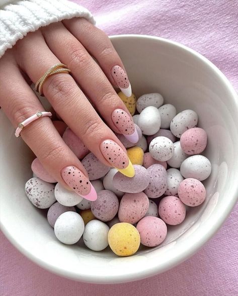 Seashell Nails, Unghie Nail Art, Easter Nail, Bunny Nails, Easter Nail Designs, Easter Nail Art, Spring Nail Trends, Cute Spring Nails, Trendy Nail Art