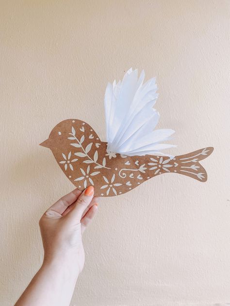 Bird craft 
Flower craft 
Crafts for kids Bird Crafts For Kids, Bird Paper Craft, Easter Church Decorations, Stage Design Ideas, Bird Christmas Ornaments, Church Decorations, Spring Craft, Diy Birds, Paper Birds