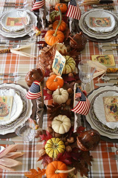 Thanksgiving Table with Patriotic Vintage Thanksgiving Greetings Postcards and American Flags | homeiswheretheboatis.net #Thanksgiving table #patriotic #postcard #tablescape Vintage Thanksgiving Greetings, Tablescapes Autumn, American Thanksgiving, Turkey Plates, Thanksgiving Wishes, American Holiday, Thanksgiving Treats, Tablescape Ideas, Centerpiece Table