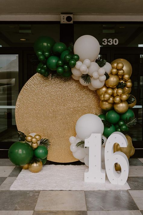 Tropical Birthday Backdrop Ideas, Hawaiian Birthday Decor, Tropical Sweet 16 Decorations, Tropical Bday Party Ideas, Hawaiian Backdrop Ideas, Hawaiian Sweet 16, Hawaiian Birthday Party Decorations, Tropical Invite, Hawaiian Birthday Party Ideas