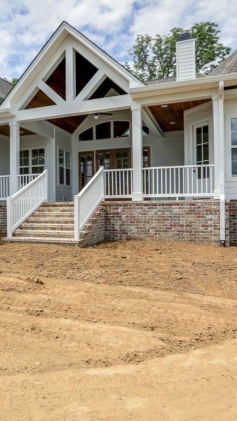 Porch Gable Design, Porch Between Two Gables, 2 Gable Roof House, Gable Roof Porch Front Entry Farmhouse, Back Porch Gable Roof, Curved Gable Roof, Gable Front Porch Ranch, Vaulted Front Porch Entry, Open Gable Porch