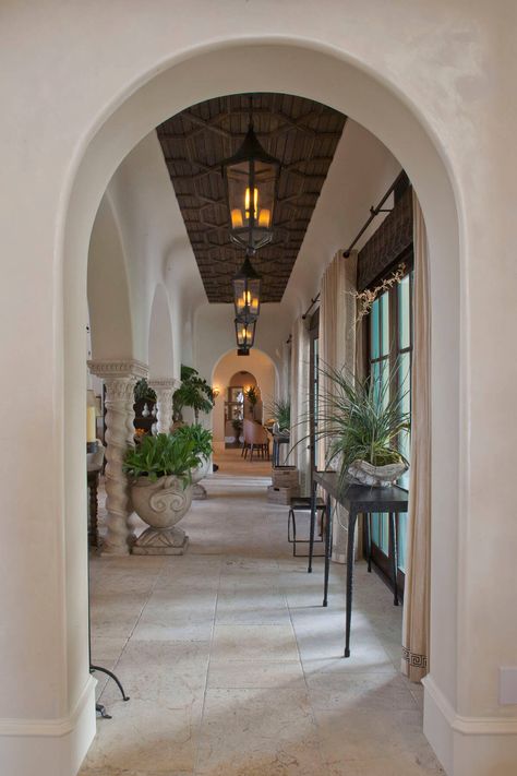 Spanish Library Room, Mexican Villa House Spanish Style, Spanish Moroccan Home, Spain House Spanish Style Interiors, Spanish Villa Interior Design, Spanish Villa Aesthetic, Spain Villa Spanish Style, Mediterranean Interior Design Ideas, Spain House Spanish Style